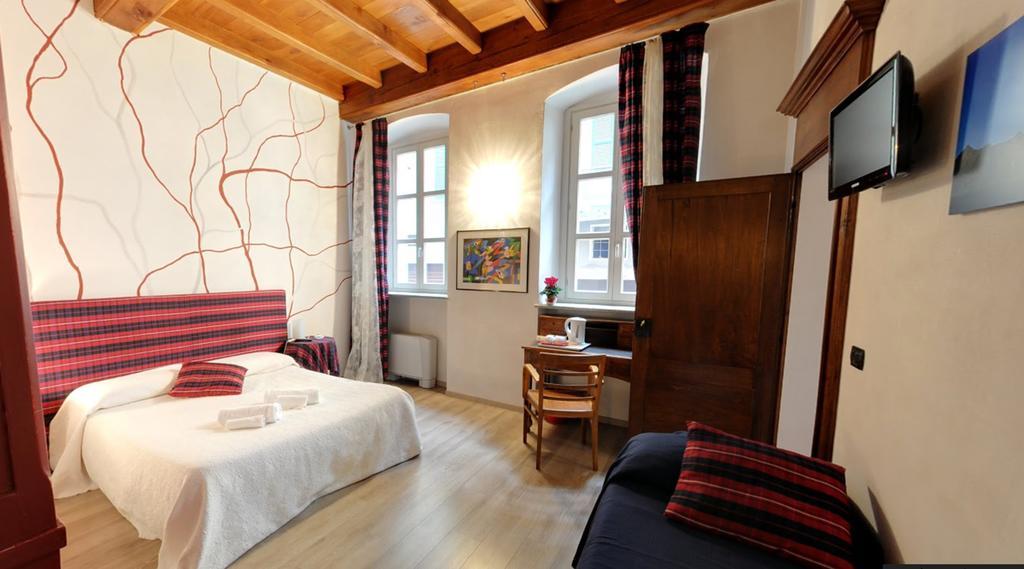 Domus Aurea Bed & Breakfast Saluzzo Ngoại thất bức ảnh